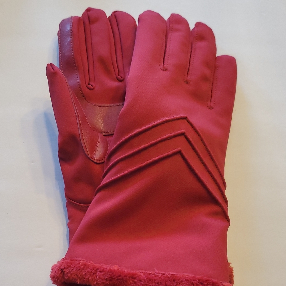 Isotoner Red Women's Gloves